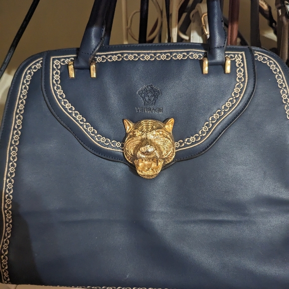 Rare Collection Versage Purse - Picture 2 of 5